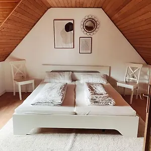 *top*+allgaeu*familie*netflix*mit Garten & *ps4* Kaufbeuren